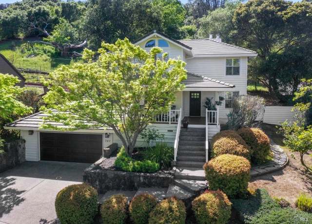 Property at 703 Casswall St, Napa, CA 94558, 3 beds, 2.5 baths