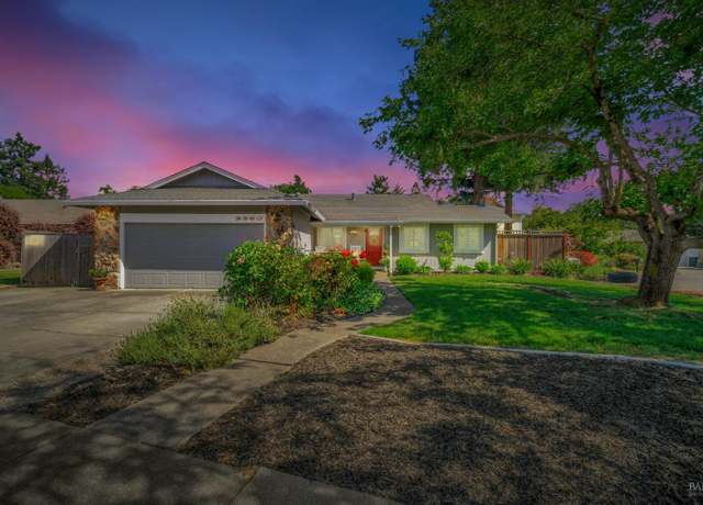 Property at 2260 Nightingale Dr, Santa Rosa, CA 95403, 3 beds, 2 baths