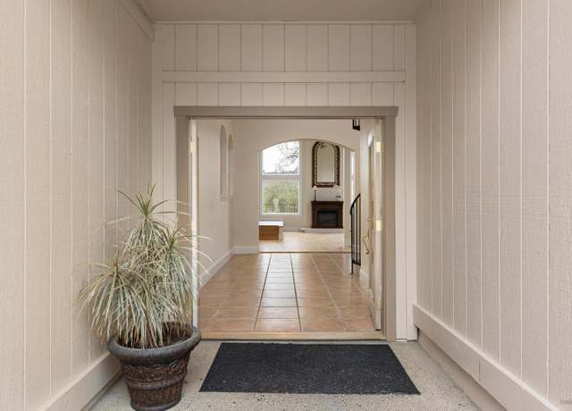 Property at 6812 Gibson Canyon Rd, Vacaville, CA 95688, 3 beds, 2 baths