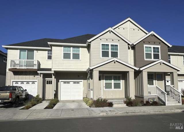 Property at 1990 - 1994 Las Ventanas Dr, Santa Rosa, CA 95407, 3 beds, 3.5 baths