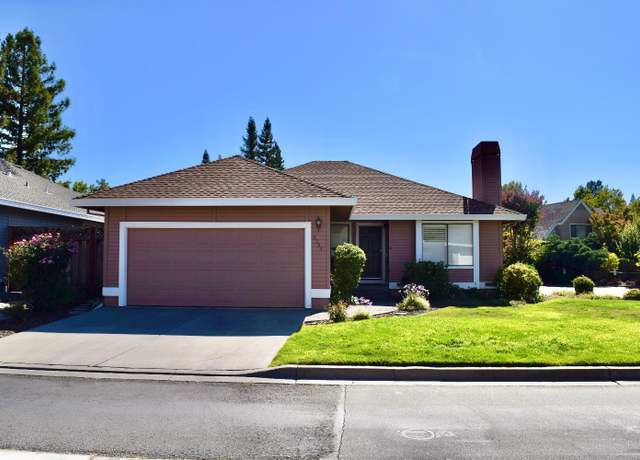 Property at 2303 Sierra Creek Cir, Santa Rosa, CA 95405, 2 beds, 3 baths