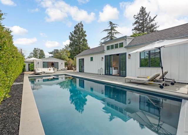 Property at 1628 Hillview Pl, St. Helena, CA 94574, 4 beds, 3.5 baths