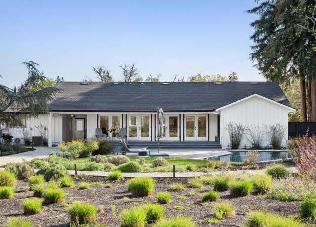 Property at 8960 Sonoma Hwy, Kenwood, CA 95452, 2 beds, 2.5 baths