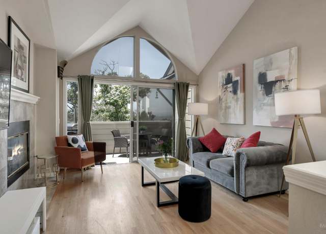 Property at 2003 Stonefield Ln, Santa Rosa, CA 95403, 2 beds, 2.5 baths