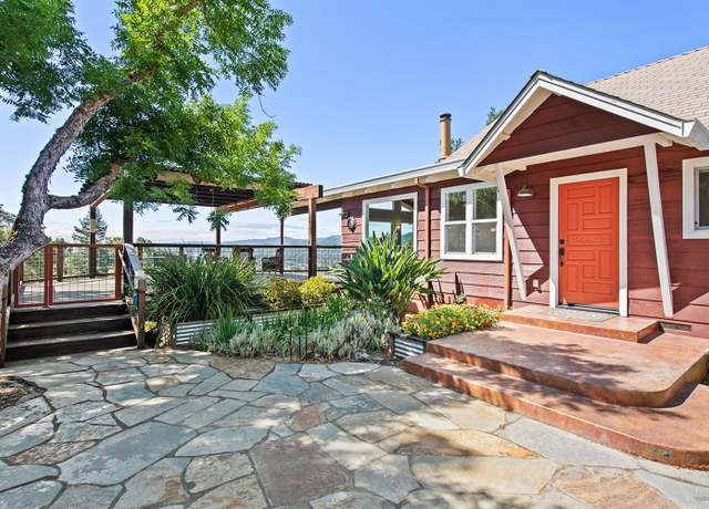 Property at 255 Vista View Dr, Cloverdale, CA 95425, 2 beds, 2 baths