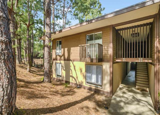 Property at 27 Forest Ln, San Rafael, CA 94903, 2 beds, 2 baths