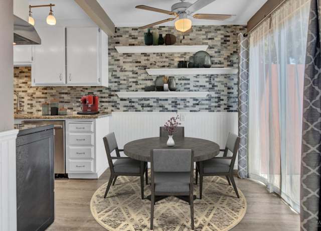 Property at 484 Corcoran Ave #2, Vallejo, CA 94589, 2 beds, 1.5 baths