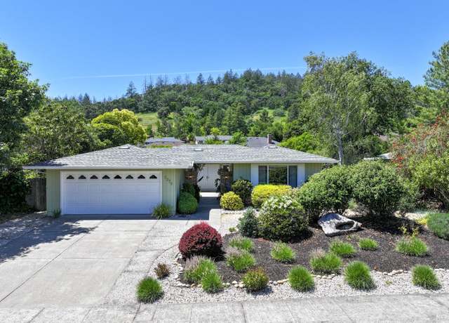 Property at 7376 Oakmont Dr, Santa Rosa, CA 95409, 3 beds, 2 baths