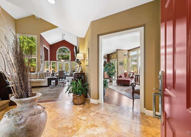 Property at 12 Birnam Wood Ct, Petaluma, CA 94954, 3 beds, 2.5 baths