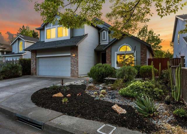 Property at 223 Wikiup Meadows Dr, Santa Rosa, CA 95403, 4 beds, 2.5 baths