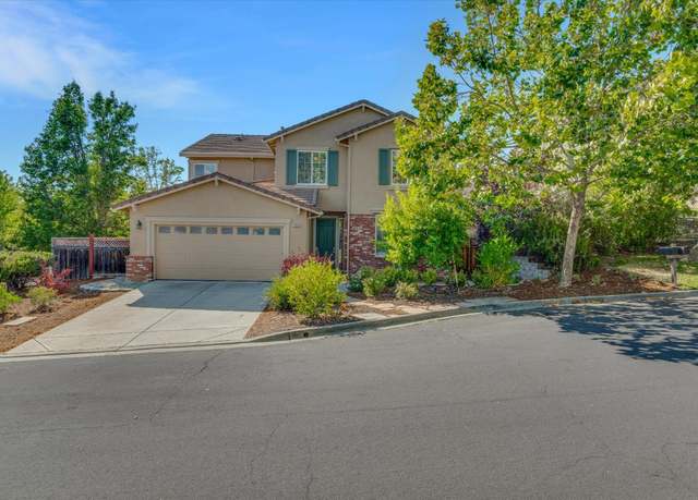 Property at 3003 Overlook Dr, Vallejo, CA 94591, 4 beds, 3 baths