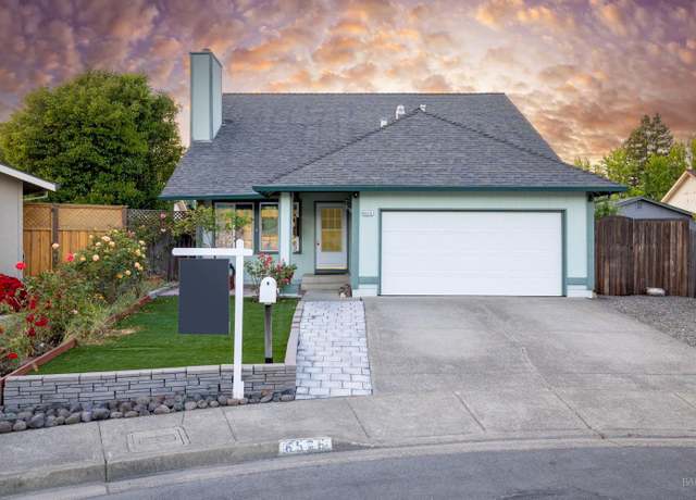 Property at 6576 Jade Ct, Rohnert Park, CA 94928, 4 beds, 2 baths