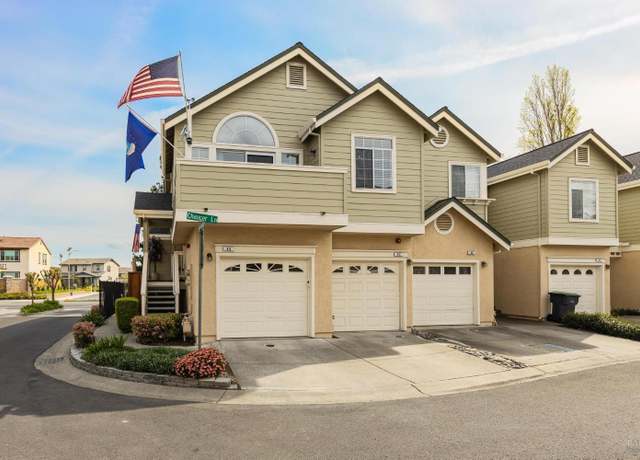 Property at 44 Chaucer Ln, Fairfield, CA 94533, 2 beds, 2 baths