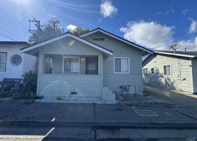 Property at 125 Broadway St, Vallejo, CA 94590, 2 beds, 1 bath