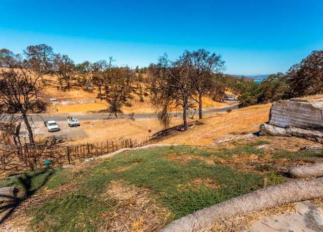Property at 1049 Eastridge Dr, Napa, CA 94558
