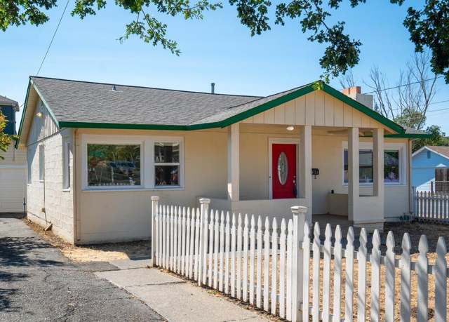 Property at 2437 Lomitas Ave, Santa Rosa, CA 95404, 2 beds, 1 bath
