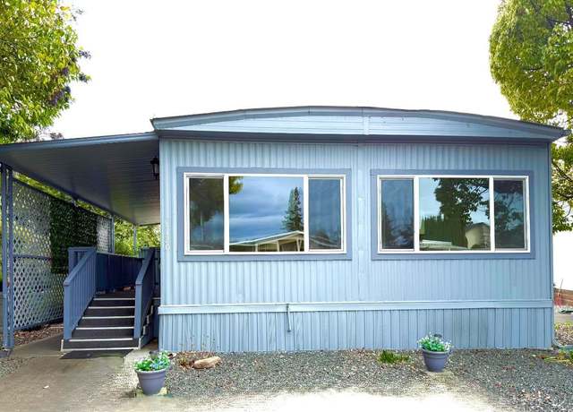 Property at 1120 Dale Ct, Santa Rosa, CA 95401, 2 beds, 2 baths