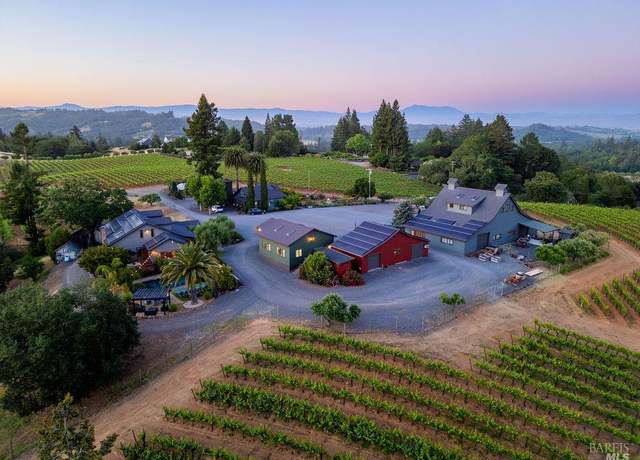 Property at 7750 Giusti Rd, Forestville, CA 95436, 10 beds, 7 baths