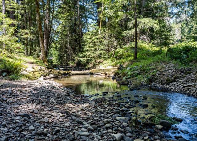 Property at 25273 Bluejay Ln, Willits, CA 95490, 2 beds, 1.5 baths