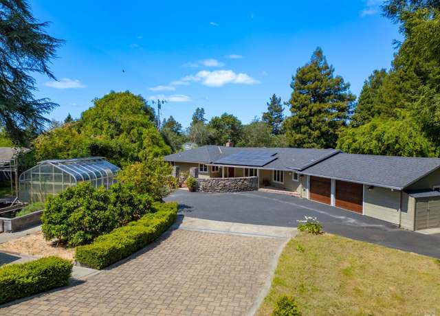 Property at 7301 Baker Ln, Sebastopol, CA 95472, 2 beds, 2 baths
