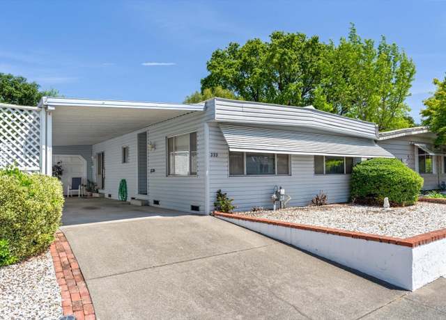 Property at 222 Arboleda Dr, Santa Rosa, CA 95401, 2 beds, 2 baths