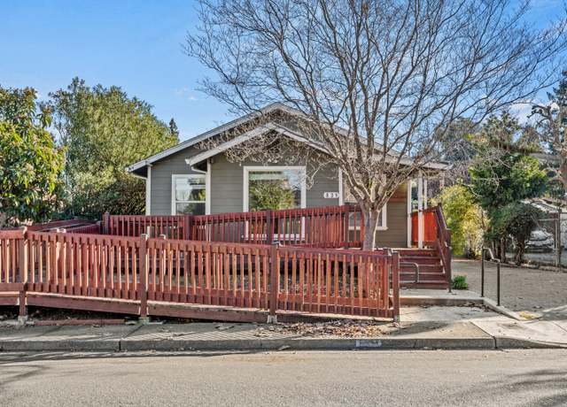 Property at 831 Cypress Ave, Ukiah, CA 95482, 3 beds, 1.5 baths