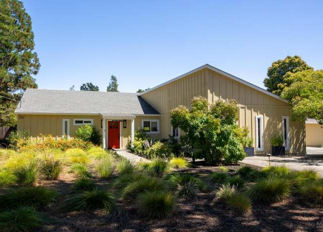 Property at 20662 Pueblo Rd, Sonoma, CA 95476, 3 beds, 3.5 baths