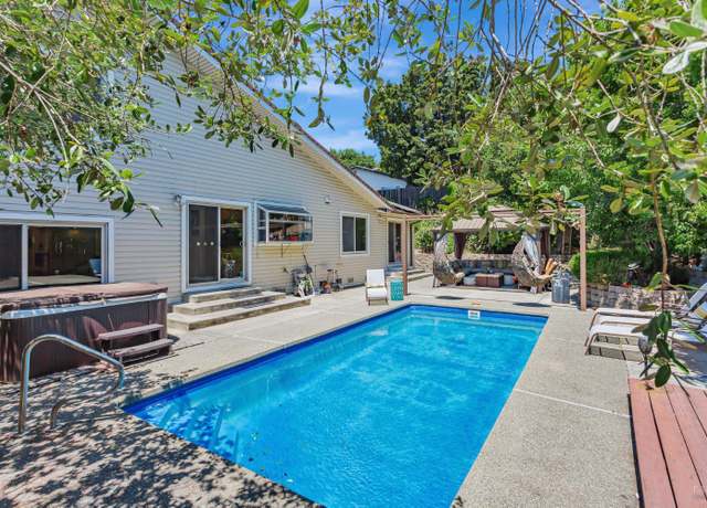 Property at 224 Woodson Way, Vallejo, CA 94591, 4 beds, 3 baths
