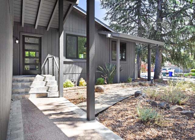 Property at 690 Hudson Ct, Sonoma, CA 95476, 4 beds, 3 baths