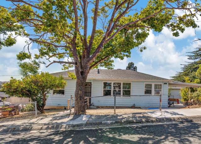 Property at 40 La Cruz Ave, Benicia, CA 94510, 3 beds, 2 baths