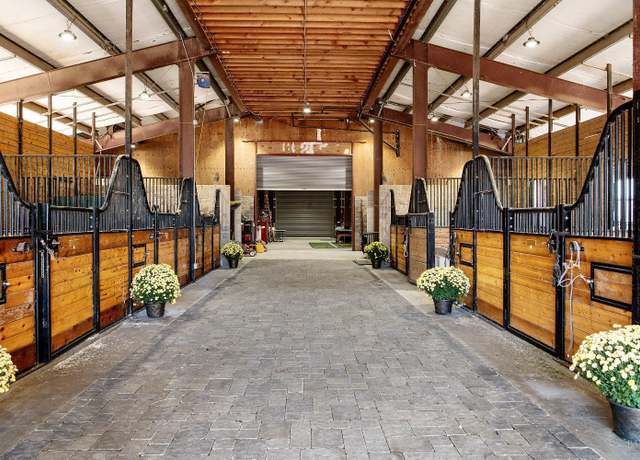 Property at 1656 Middle Two Rock Rd, Petaluma, CA 94952, 3 beds, 2.5 baths