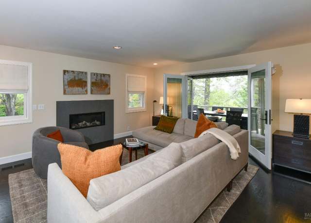 Property at 125 White Cottage Rd N, Angwin, CA 94508, 4 beds, 3.5 baths
