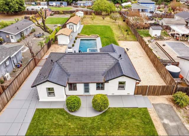 Property at 3004 Vichy Ave, Napa, CA 94558, 3 beds, 1.5 baths