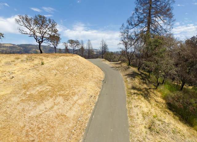 Property at 1002 Quietwater Rdg, Santa Rosa, CA 95404