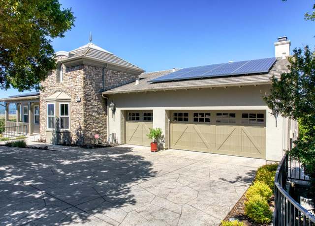 Property at 51 Stonetree Ln, Novato, CA 94945, 4 beds, 3.5 baths