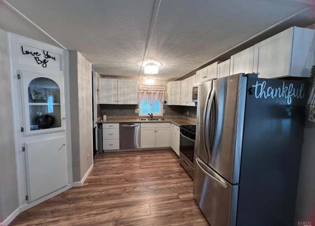 Property at 5190 Gayle Dr, Santa Rosa, CA 95403, 4 beds, 2 baths