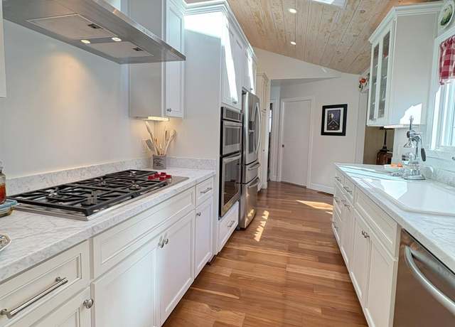 Property at 17340 Park Ave, Sonoma, CA 95476, 3 beds, 2.5 baths