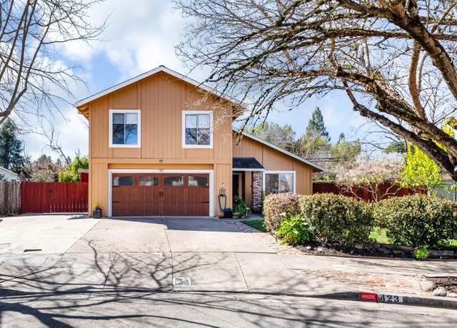 Property at 423 Tracy Ave, Santa Rosa, CA 95401, 3 beds, 2.5 baths