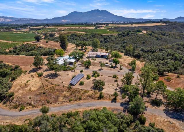 Property at 1579 Leslie Ln, Kelseyville, CA 95451, 5 beds, 4 baths