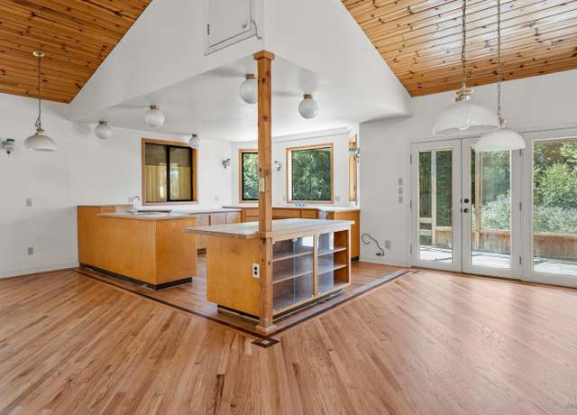 Property at 36955 Eureka Stagecoach Rd, Willits, CA 95490, 2 beds, 2 baths