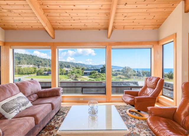 Property at 287 Bluff Reach, The Sea Ranch, CA 95497, 2 beds, 2.5 baths