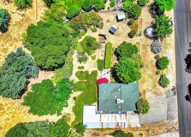 Property at 348 Vine St, Vacaville, CA 95688, 3 beds, 1.5 baths