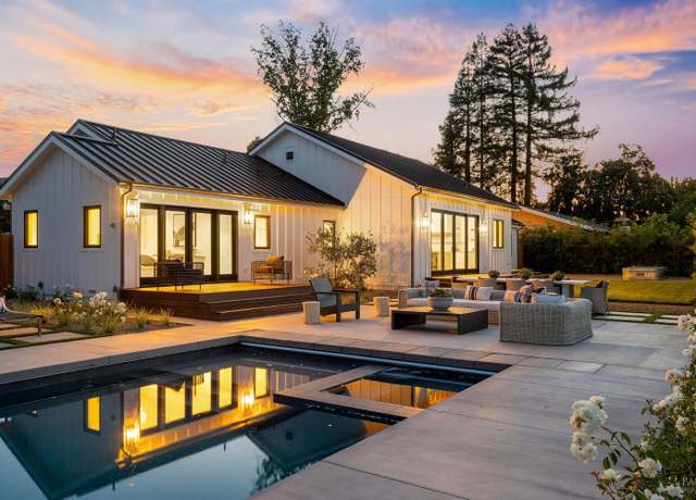 Property at 1597 Arrowhead Dr, St. Helena, CA 94574, 3 beds, 3.5 baths