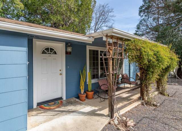 Property at 209 Park Ct, Ukiah, CA 95482, 3 beds, 1 bath