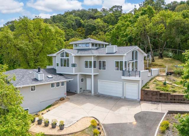 Property at 55 Wildwood Ln, Novato, CA 94947, 4 beds, 4.5 baths