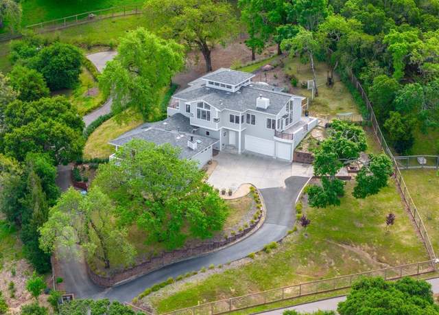 Property at 55 Wildwood Ln, Novato, CA 94947, 4 beds, 4.5 baths
