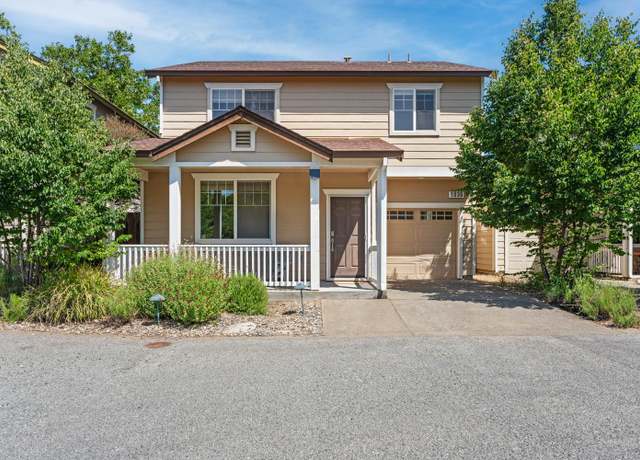 Property at 1030 Cottage Ln, Ukiah, CA 95482, 4 beds, 2.5 baths