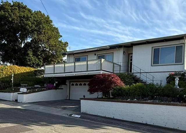 Property at 5 Bayview Rd, Crockett, CA 94525, 3 beds, 2 baths