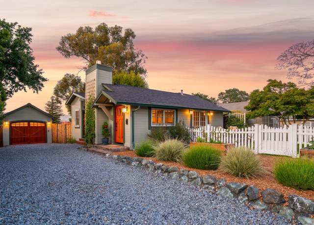 Property at 3 Grandview Ave, Petaluma, CA 94952, 2 beds, 1 bath