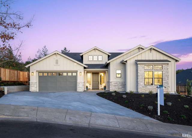 Property at 3712 Crown Hill Dr, Santa Rosa, CA 95404, 4 beds, 3.5 baths
